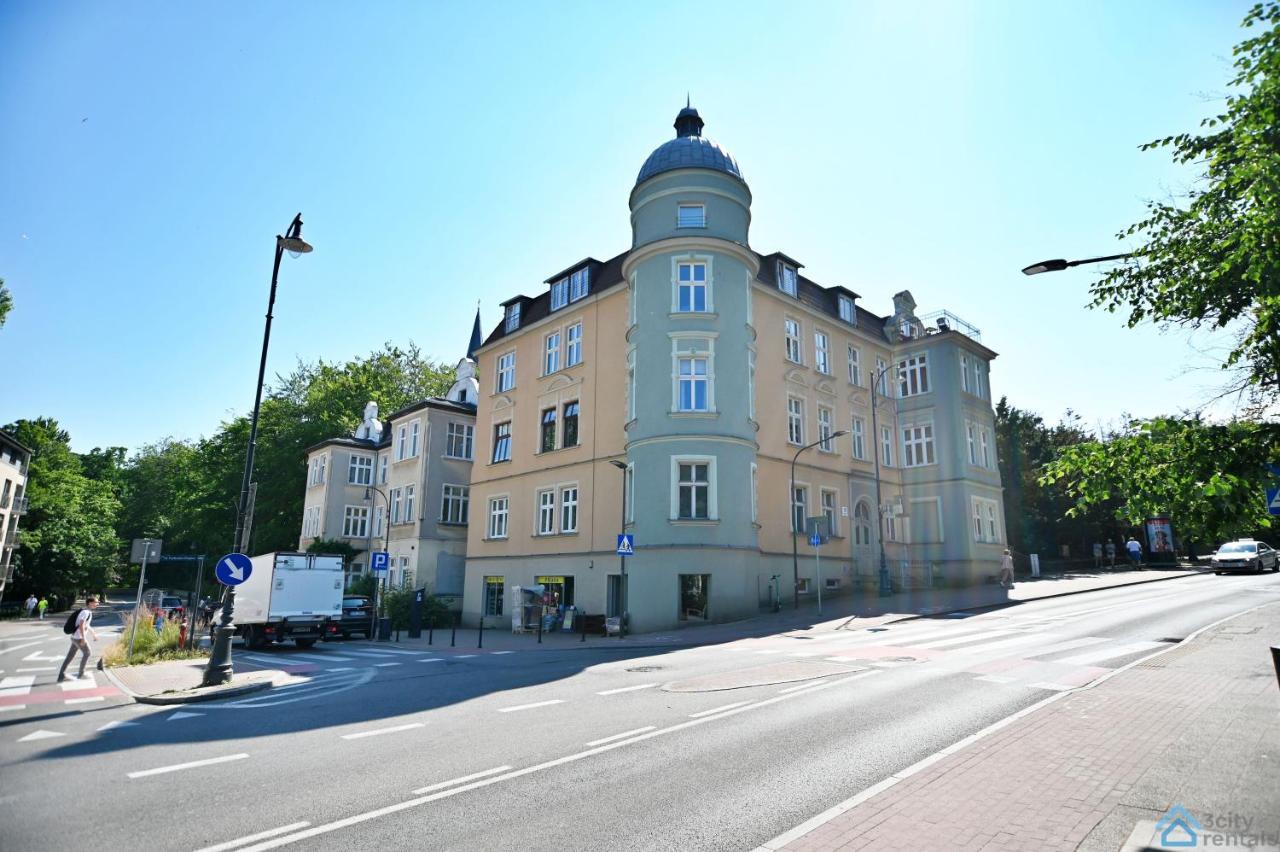 Beige And Red 3City Studio In Sopot With Outdoor Parking By Noclegi Renters Екстер'єр фото